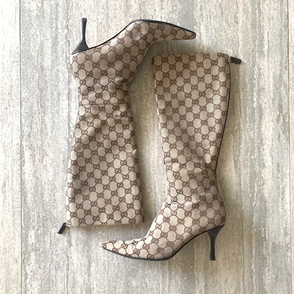 gucci logo boots